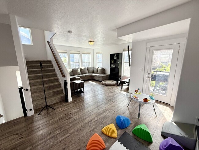 Photo - 1780 W Torlundy Dr
