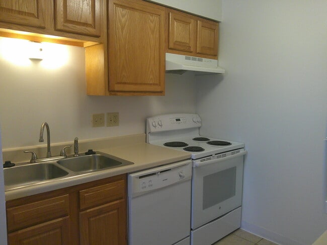 Photo - Sharon Woods Apartments