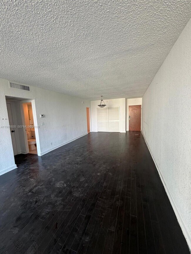 Photo - 4001 S Ocean Dr Unidad 4H