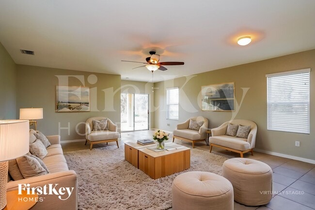 Photo - 608 NW 11th St