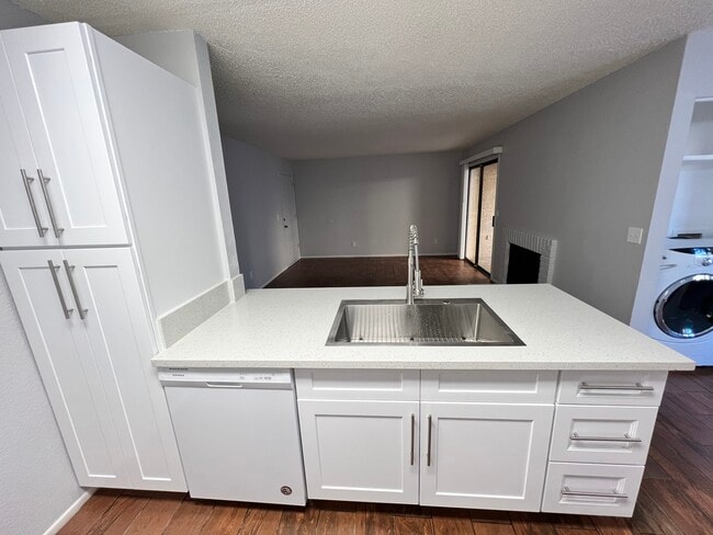 Photo - 5236 W Peoria Ave Unit 121