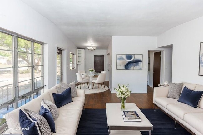 Photo - 4726 Abaca St