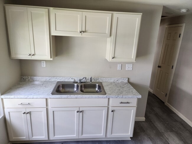 Photo - 4675 Hartel St Unit 4675