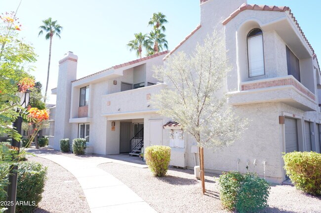 Photo - 10115 E Mountain View Rd Unidad 1077