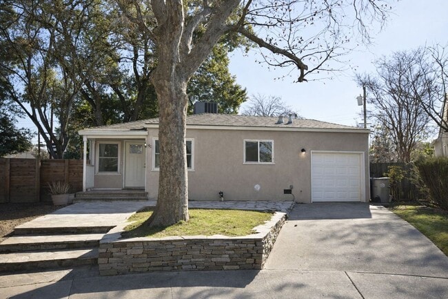 Building Photo - 600 Perkins Way