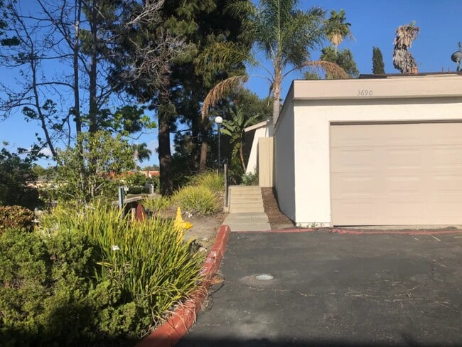 Photo - 3690 Spyglass Way