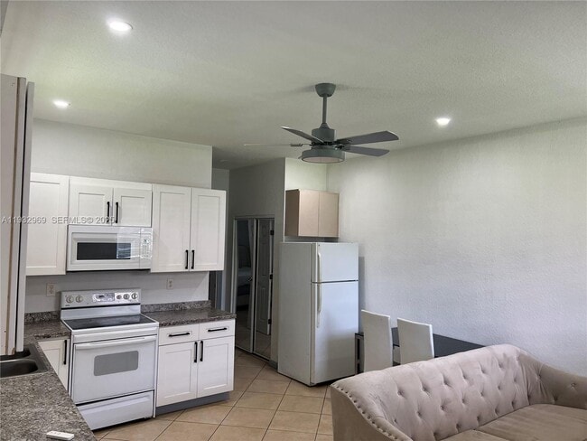 Photo - 15900 SW 54th Pl Unit 1