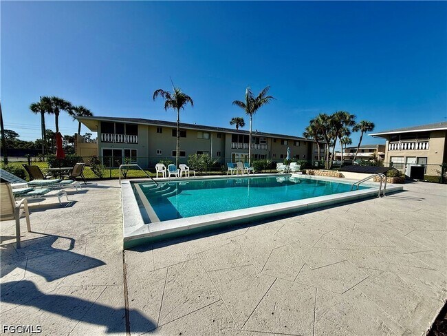 Photo - 343 Joel Blvd Unit 211-D