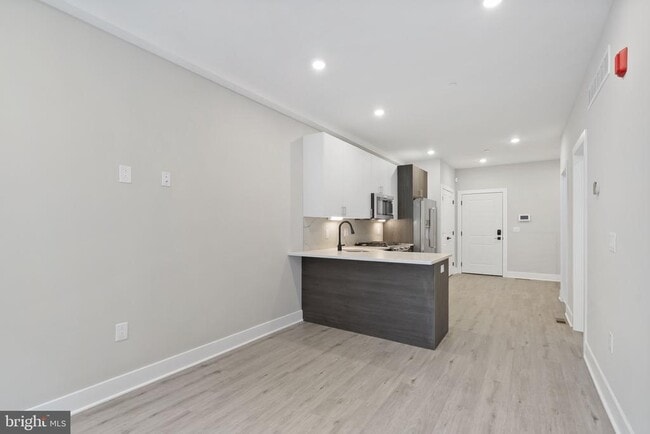 Photo - 408 N Front St Unit 3