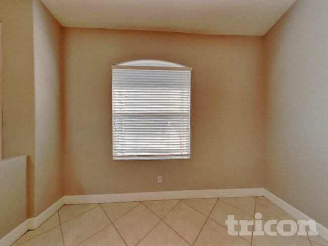 Photo - 4170 Grobe St