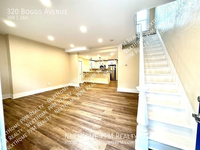 Photo - 320 Boggs Ave