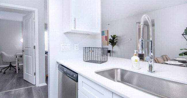 Photo - Riverbend Apartments