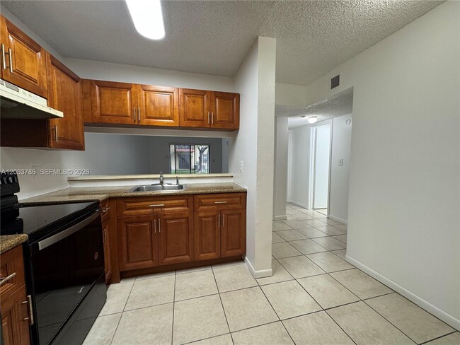 Photo - 4033 Lakeside Dr Unidad 4033