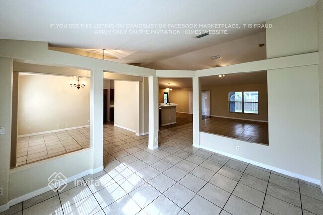 4273 SW McClellen St