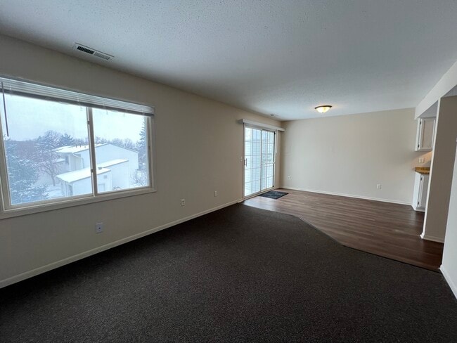 Photo - 611 E Burnsville Pkwy