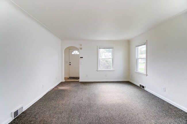 Photo - 919 Brookley Blvd