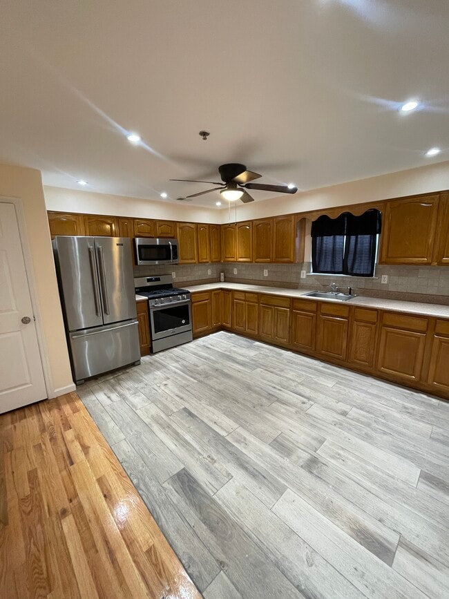 Photo - 93 Osborne Ter Unit 2