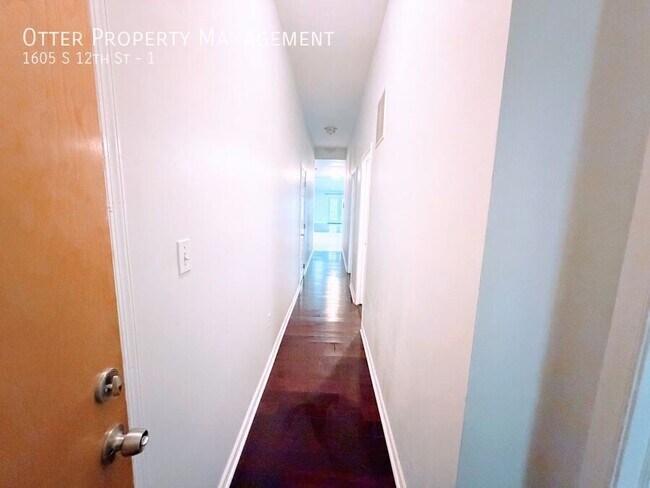 Photo - 1605 S 12th St Unit 1