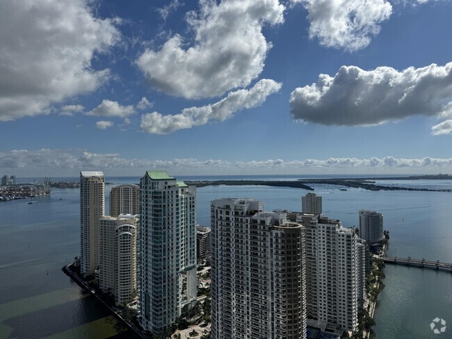 Building Photo - 300 Biscayne Blvd Way Unit 4306 Rental