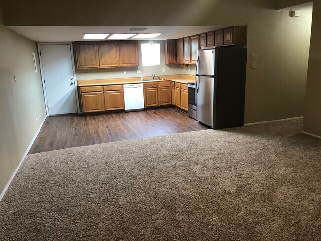 Photo - 1104 Hickory St
