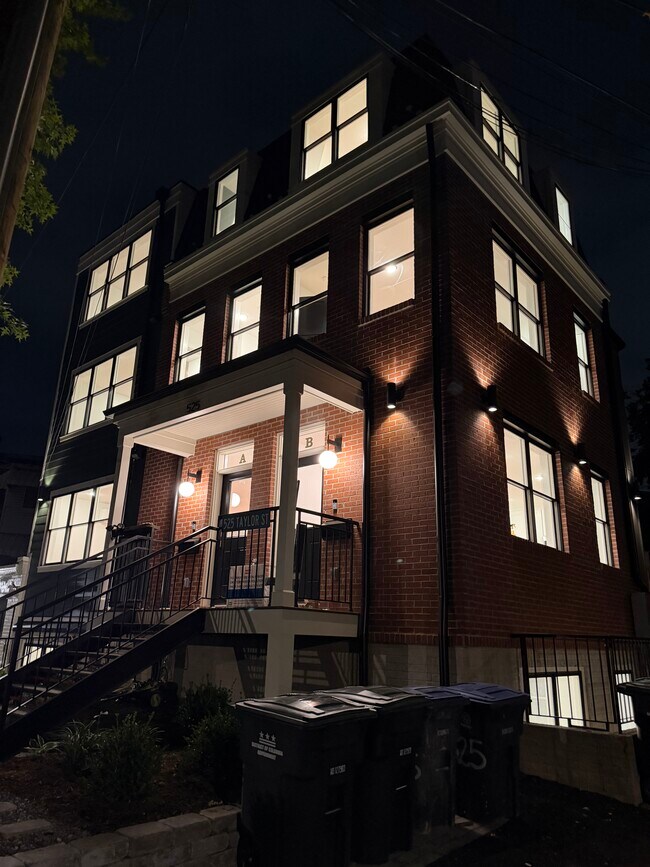 Photo - 525 Taylor St NW Unit A