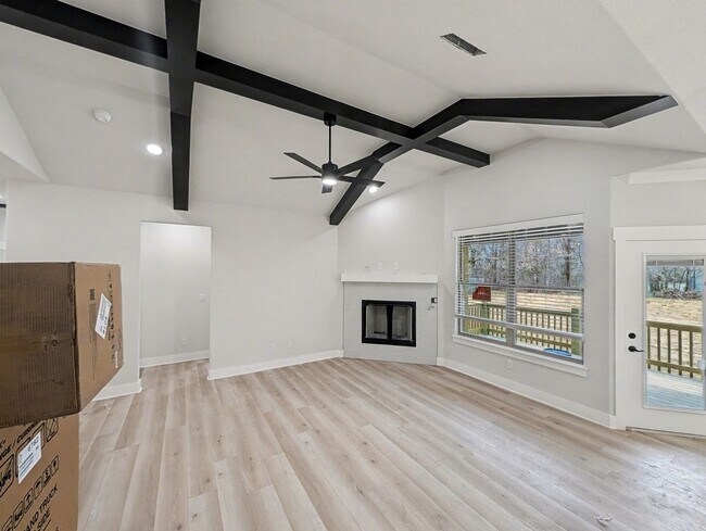 Photo - Beautiful New Build with Style