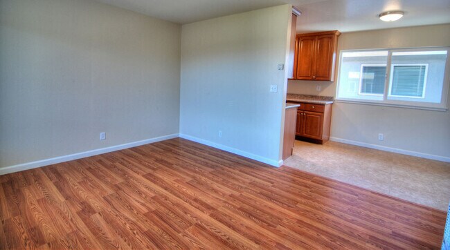 Photo - 1758 S Grant St