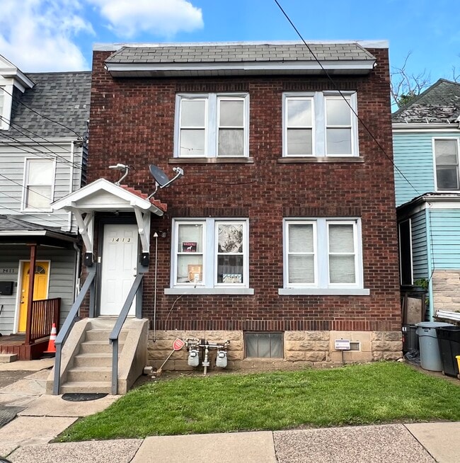 Front of Structure - 1413 Margaret St Unit 2