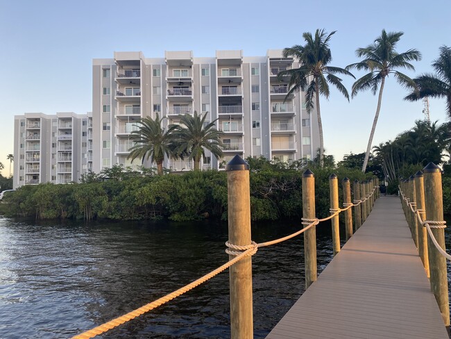 Photo - 2875 Palm Beach Blvd Condominio Unidad 307