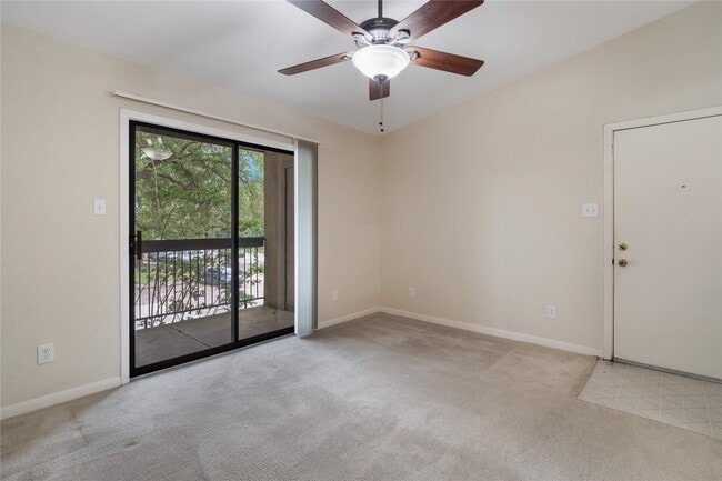 Building Photo - 3300 Pebblebrook Dr Rental