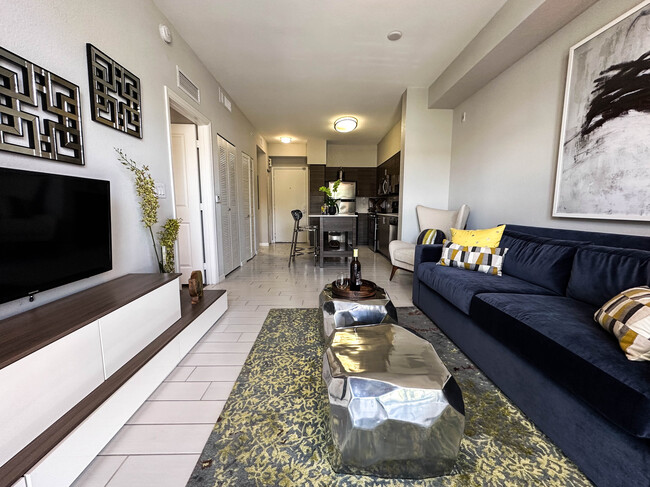 Building Photo - 7840 SW 71st Ave Unit A8 Rental