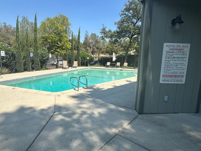 Photo - 13057 Lincoln Way Unit A