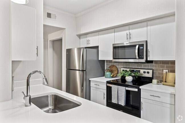 B1 - 2BR, 2BA - 953SF - Kitchen