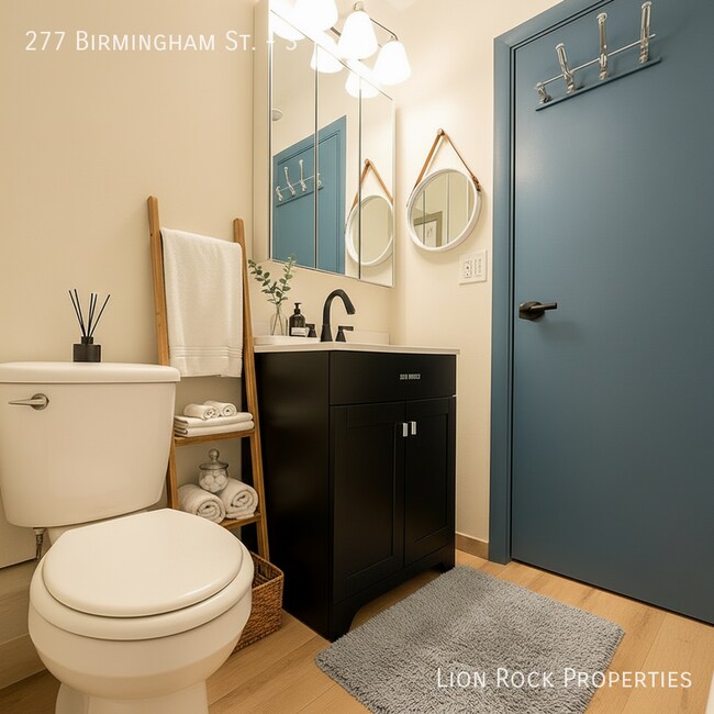 Photo - 277 Birmingham St Unit 3