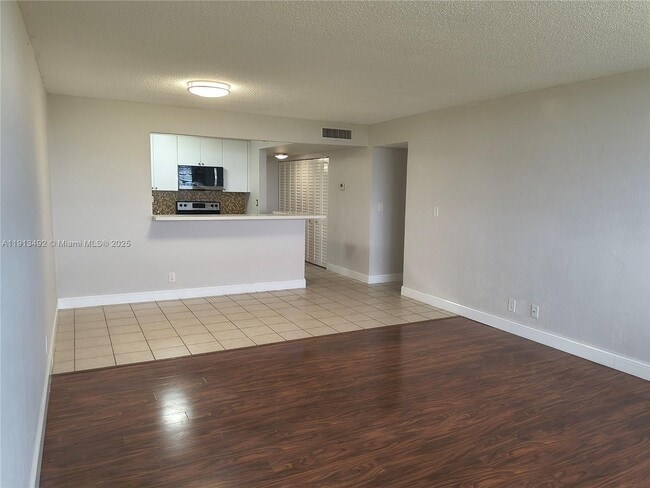 Photo - 9143 SW 77th Ave Unit B702
