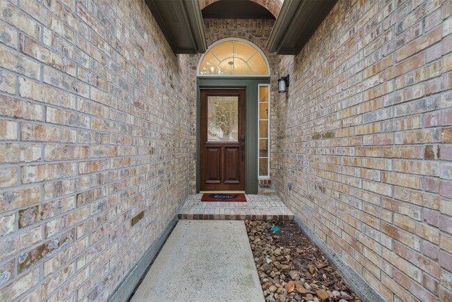 3107 Candle Pond Ln