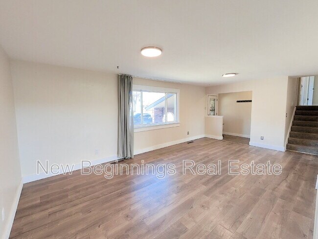 Photo - 5330 Silver Spur Ave