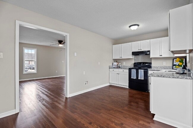 Photo - 109 Doves Mount Cir