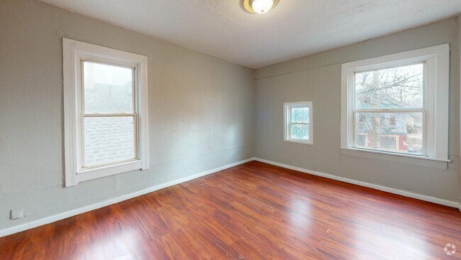 Building Photo - 3344 Seymour Ave Rental