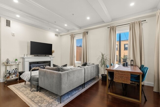 Photo - 753 E Broadway Unit 2A