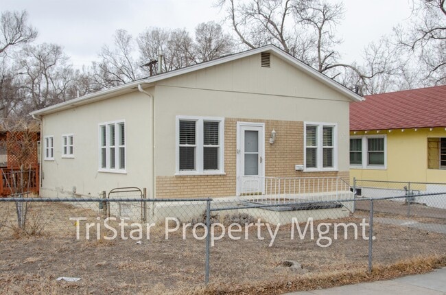 Building Photo - 228 N Hancock Ave