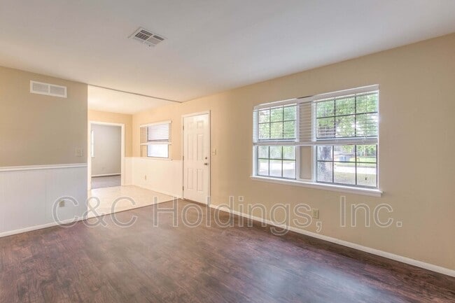 Photo - 212 201st E Ave