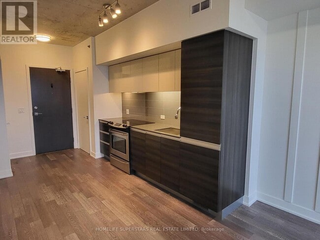 Photo - 20 Minowan Miikan Ln Unit 1805