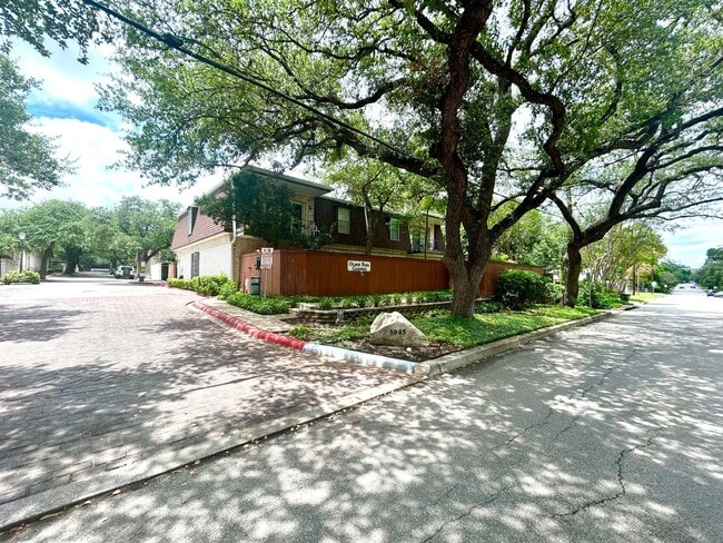 Photo - MOVE IN SPECIAL Upstairs Condo with Premium Amenities & Hardwood Floors!