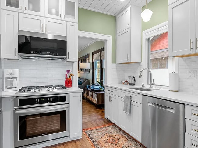 2 Bed | 1 Bath House in Desired Mpls Neigh... - 2 Bed | 1 Bath House in Desired Mpls Neigh...