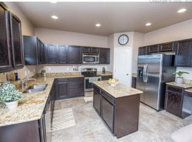 Photo - 2095 Reed Grass Way