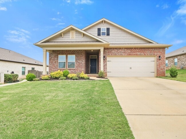 Building Photo - 227 Poplar Hollow Dr