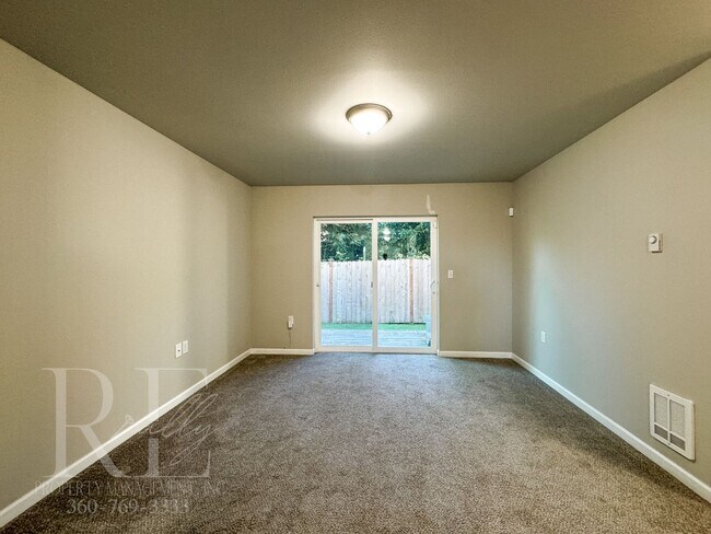 Photo - SUPERSIZED 5-Bd HOME