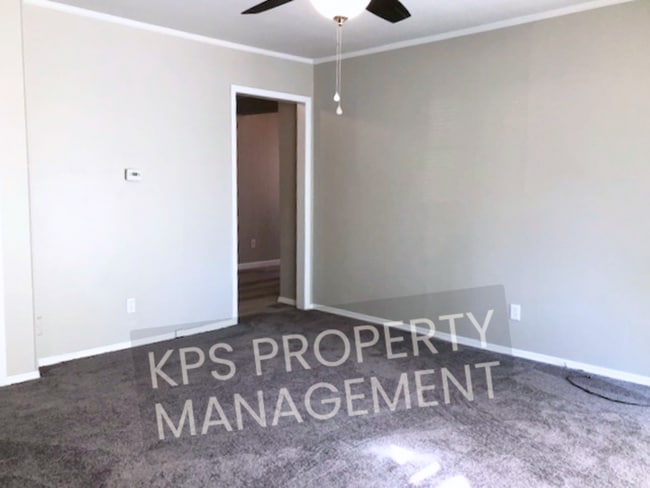 Photo - 1151 Richmond S