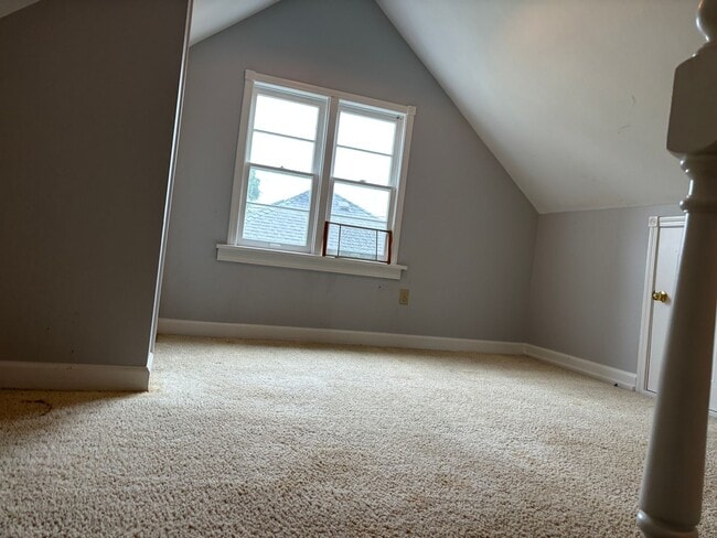 Photo - 3 Bedroom on large lot